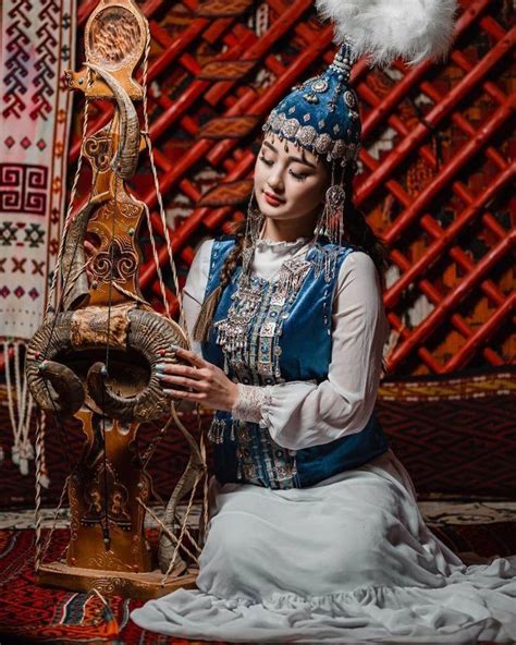 A Kazakhstan Beautiful Dress Designs Beautiful Dresses Traditional Jewelry Traditional