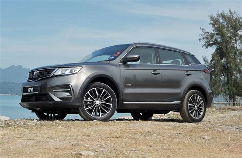 During the exclusive preview to the media, it was revealed that the suv will be called the proton x70 and it's open for booking starting tomorrow. TopGear | Proton X70 key factor for record registration in ...