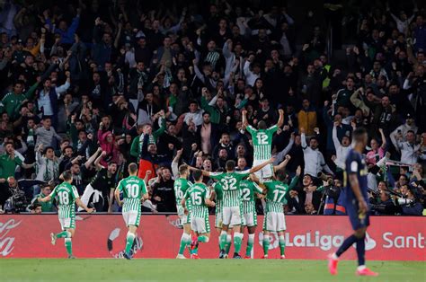 Laliga y seguir la última hora a través de la web. El Real Madrid cae contra el Real Betis y le da al ...