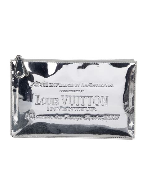 Louis Vuitton Miroir Inventeur Pochette Plat Clutch Silver Clutches
