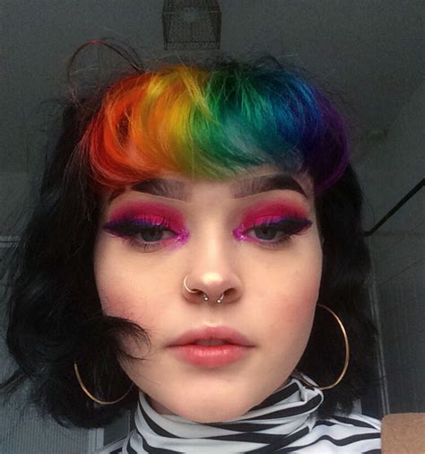 Cute Rainbow Bangs Look Aesthetic Hair Split Dyed Hair