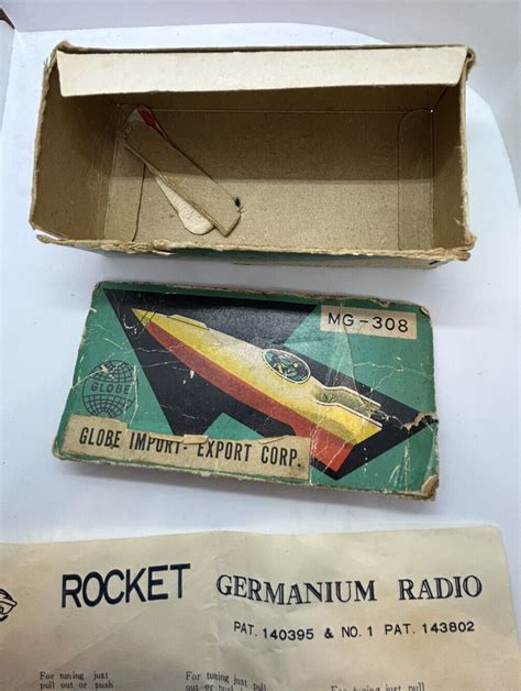 Vintage Miniman Radio Co Rocket Germanium Crystal Radio Mg 308 Globe