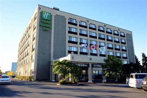 HOLIDAY INN® MONTREAL LONGUEUIL AN IHG HOTEL - Longueuil QC 900 Charles St. East J4H3Y2