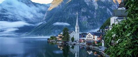 Hallstatt Is At The Top Of The Most Beautiful Places In Austria Most Beautiful Places