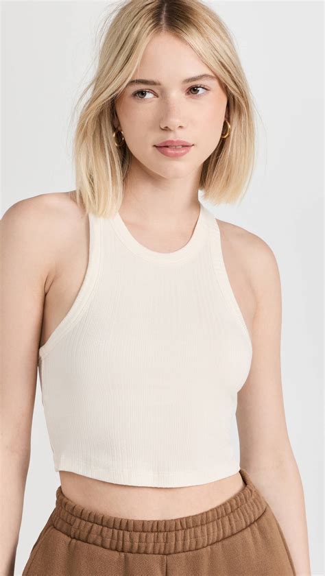 These 30 Tank Tops With Built In Bras Are A Game Changer Who What Wear