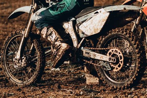 Best dirt bikes for 7+ years old. Dirt Bikes for 10 Year-Olds: Ultimate Guide To Picking a Bike