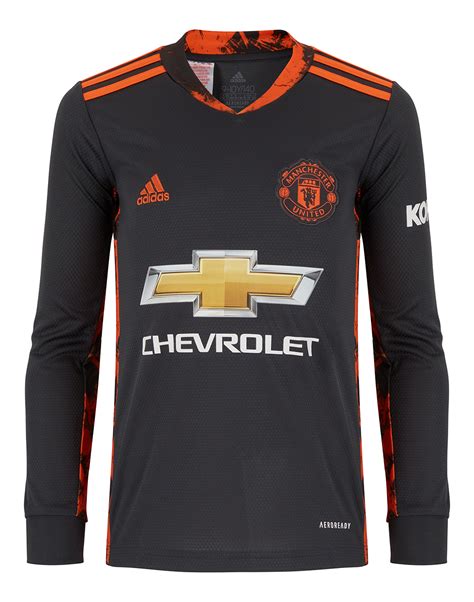 There are 236 man utd jersey for sale on etsy, and they cost $41.30 on average. adidas Kids Man Utd 20/21 Home Goalkeeper Jersey | Life ...