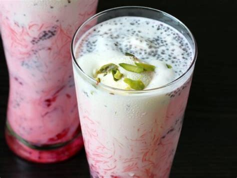 Lassi Recipe Sweet Salt Mint Flavors Swasthi S Recipes Indiahealthyfood
