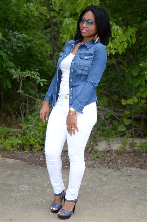 Denim And White Outfits For Ladies Kemberly Mays