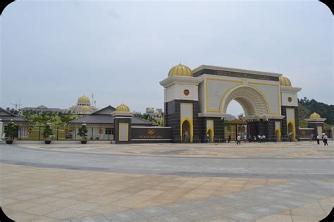 ايستان نڬارا، جالن دوتا) ialah sebuah kompleks istana malaysia yang terletak di jalan duta, kuala lumpur, malaysia. MY ALL: Istana Negara, Jalan Duta