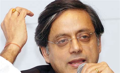 Ten Lesser Known Facts About Shashi Tharoor 10 की उम्र में छपी पहली