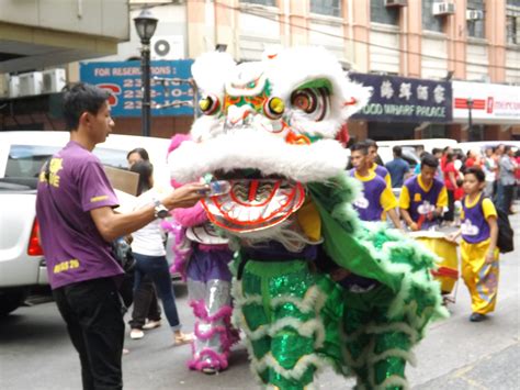 Dragon Parade | New years parade, Chinese new year parade ...
