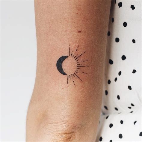 Kalula Tattoo On Instagram Handpoked Sun And Moon For Meagan