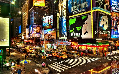 Times Square New York The Most Famous Entertainment