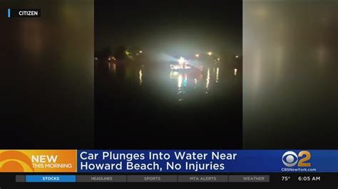 Car Plunges Into Water Near Howard Beach Youtube