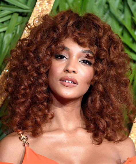 Beli softlens warna coklat online berkualitas dengan harga murah terbaru 2021 di tokopedia! Warna Cat Rambut Untuk Kulit Gelap - Katalog Model Rambut 2019