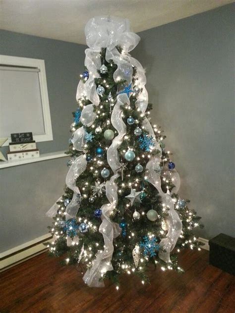 awesome silver  white christmas tree decorating ideas