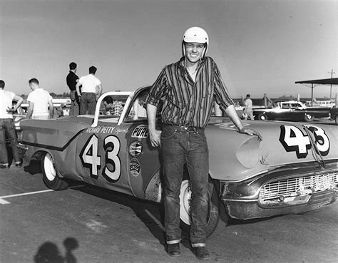 On this week's nascar live, we highlight the 2020 class of the nascar hall of fame and much more!! Inductees Who Were Rookie of the Year Winners | NASCAR ...