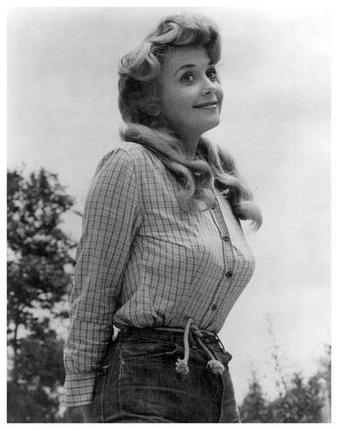 Donna Douglas Elly May Clampett On ‘beverly Hillbillies Dies At 81