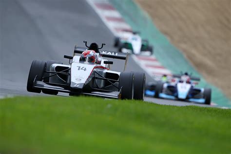 Maini Takes British F3 Championship Lead With Maiden 2020 Victory