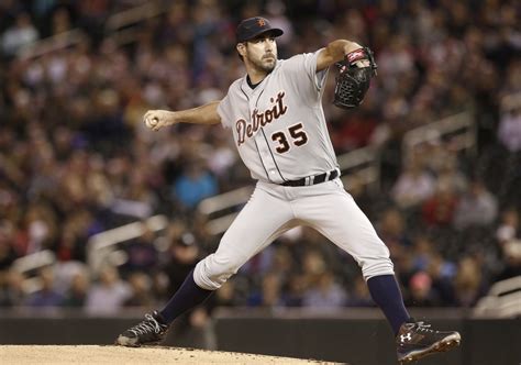 Justin Verlander Strikes Out 11 As Tigers Surge Into Wild Card Spot