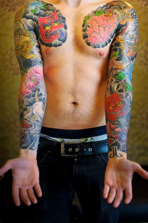 This extends from the top of the shoulder to the elbow. 50 Cool Japanese Sleeve Tattoos for Awesomeness