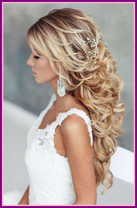 2022 Popular Wedding Hairstyles For Long Curly Hair