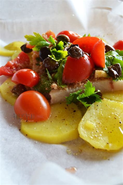 Sfoglia le ricette con olive taggiasche tramite sedanoallegro, il nuovo portale della cucina di olive taggiasche. Pesce spada con patate pomodorini e olive taggiasche ...