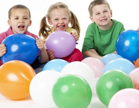 Si te va a tocar pronto organizar una reunión donde la. Juegos para niños: La Batalla de los globos ~ Todo en ...