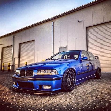 Radically redesigned in 1992, the e36 was not the same 3 series as the e21 and e30. 341 best BMW E36 images on Pinterest | Bmw classic, Car tuning and Bespoke cars