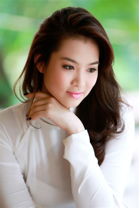 Nếu nội dung liên quan đến vấn đề chính trị, bản quyền hoặc không lành mạnh, làm ảnh hưởng đến cá nhân hay tổ chức nào theo quy định của pháp luật. Vuong Thu Phuong | Vương Thu Phương lần đầu trải lòng về mẹ