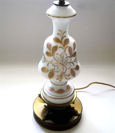 Vintage Table Lamp Hollywood Regency Gold Filigree Base Thick Gold