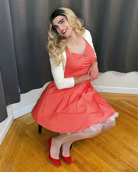 Gorgeous Crossdresser Penelope Shares Her Favorite Outfits To Wear
