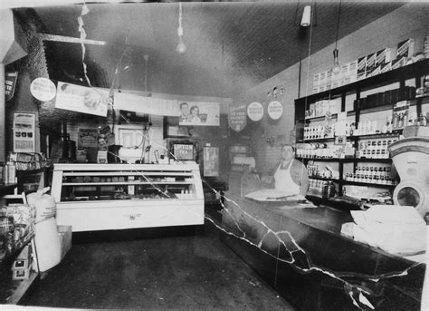 These Vintage Photos Show The History Of The Supermarket By Alyssa Girdwain Omgfacts Medium