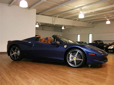 Enjoy the breathtaking official video of the new ferrari 458 italia spider released in the southern italy. 2013 Ferrari 458 Italia Spider