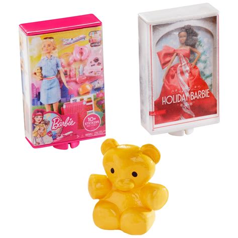 barbie cookieswirlc doll and accessories