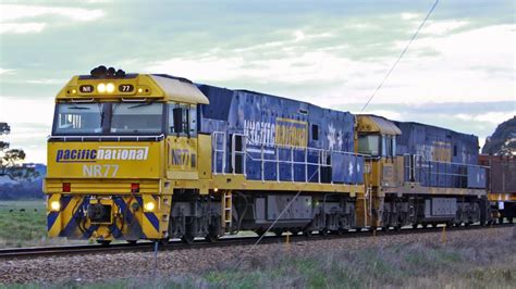 Freight Trains At Cootamundra Australian Trains New South Wales
