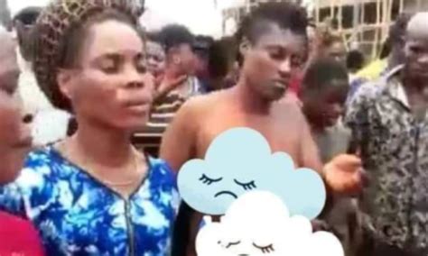 Woman Paraded Nαked For Allegedly Killing Husband Through Adultery In Anambra Video Kanyi