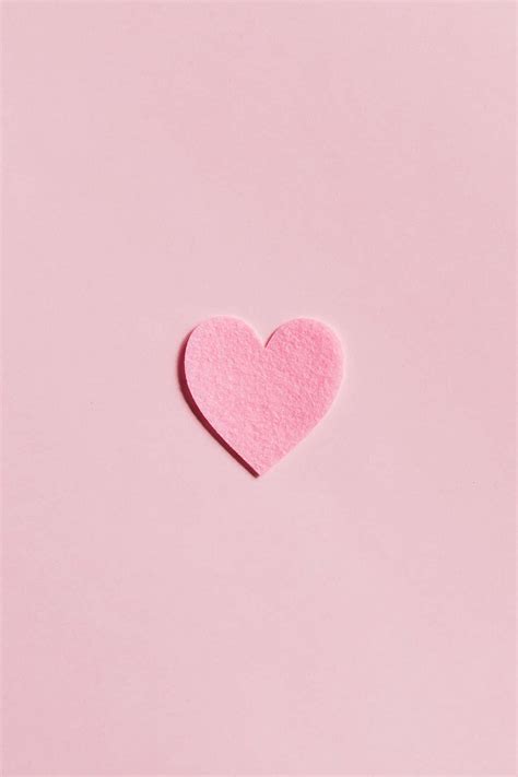 Download Soft Pink Heart Wallpaper