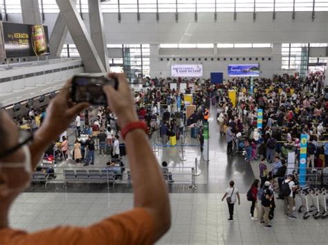 dozens of flights cancelled at manila airport after power outage flipboard