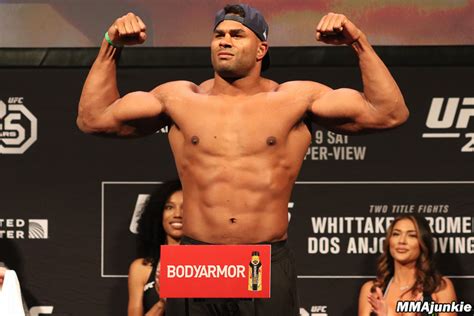 Alistair Overeem Ufc 225 Ceremonial Weigh Ins Mma Junkie