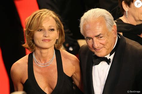 Dominique Strauss Kahn Et Sa Compagne Myriam Laouffir Sur Le Tapis