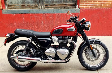 Triumph Bonneville T100 Review Of Triumph Bonneville T100 2018