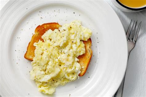 Manu Feildel Just Shared His Secret For Fail Proof Scrambled Eggs