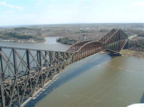 First Biggest Riveted Steel Truss Bridge The Pont De Quebec In Quebec