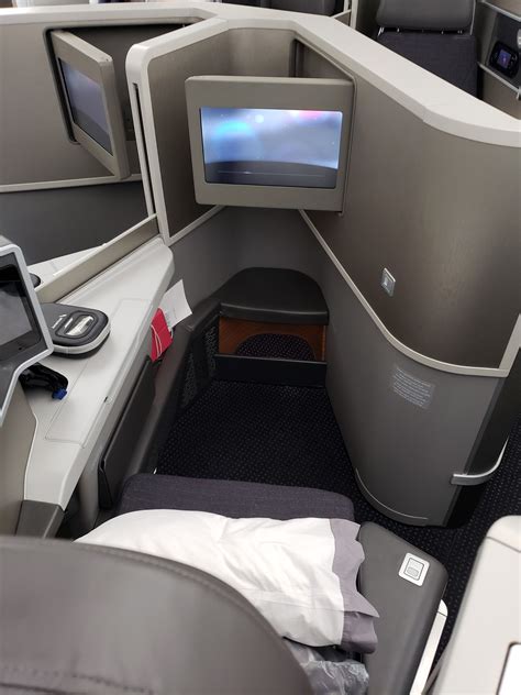 Airline Review American Airlines Business Class Boeing 787 With Lie Flat Seats Frankfurt