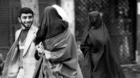 A Vida Das Mulheres No Irã Antes E Depois Da Revolução Islâmica Bbc
