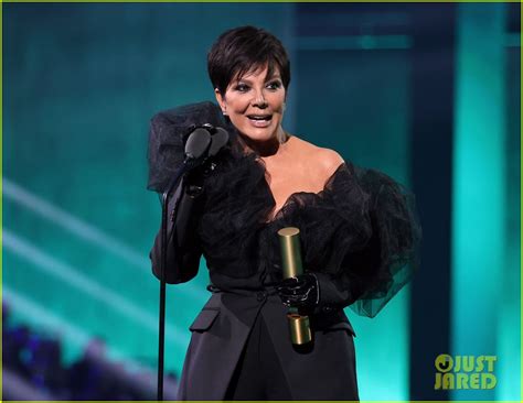 Khloe Kardashian And Kris Jenner Accept The Reality Show Award At People