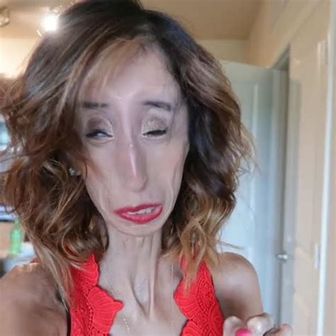 the world s ugliest woman lizzie velasquez is fighting back a different way jejeupdates