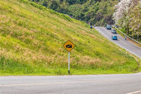 Best Steep Road Stock Photos Pictures And Royalty Free Images Istock